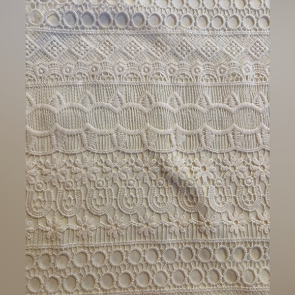 Twik lace Dress - Picture 2 of 5